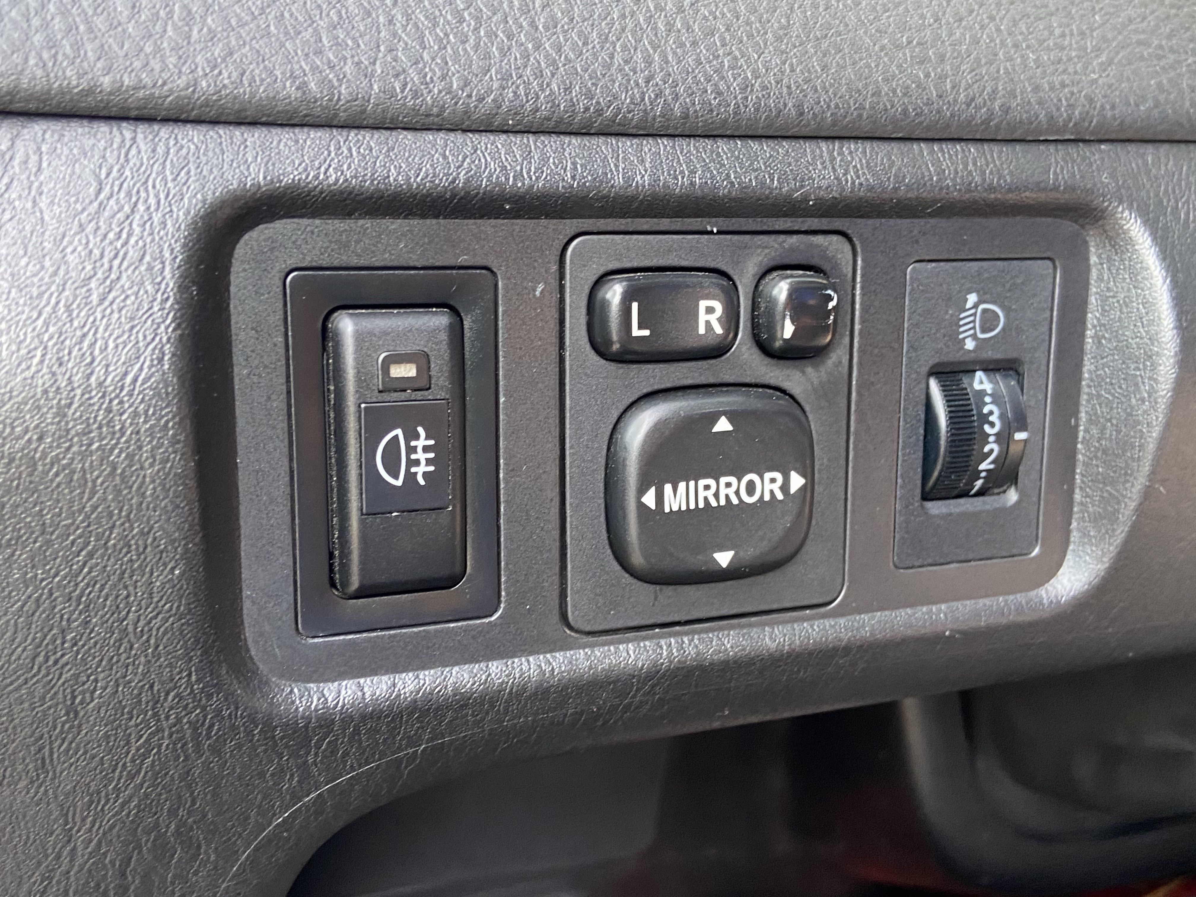 2012 Vios 1.5 電話0909068733 同Line  第4張相片