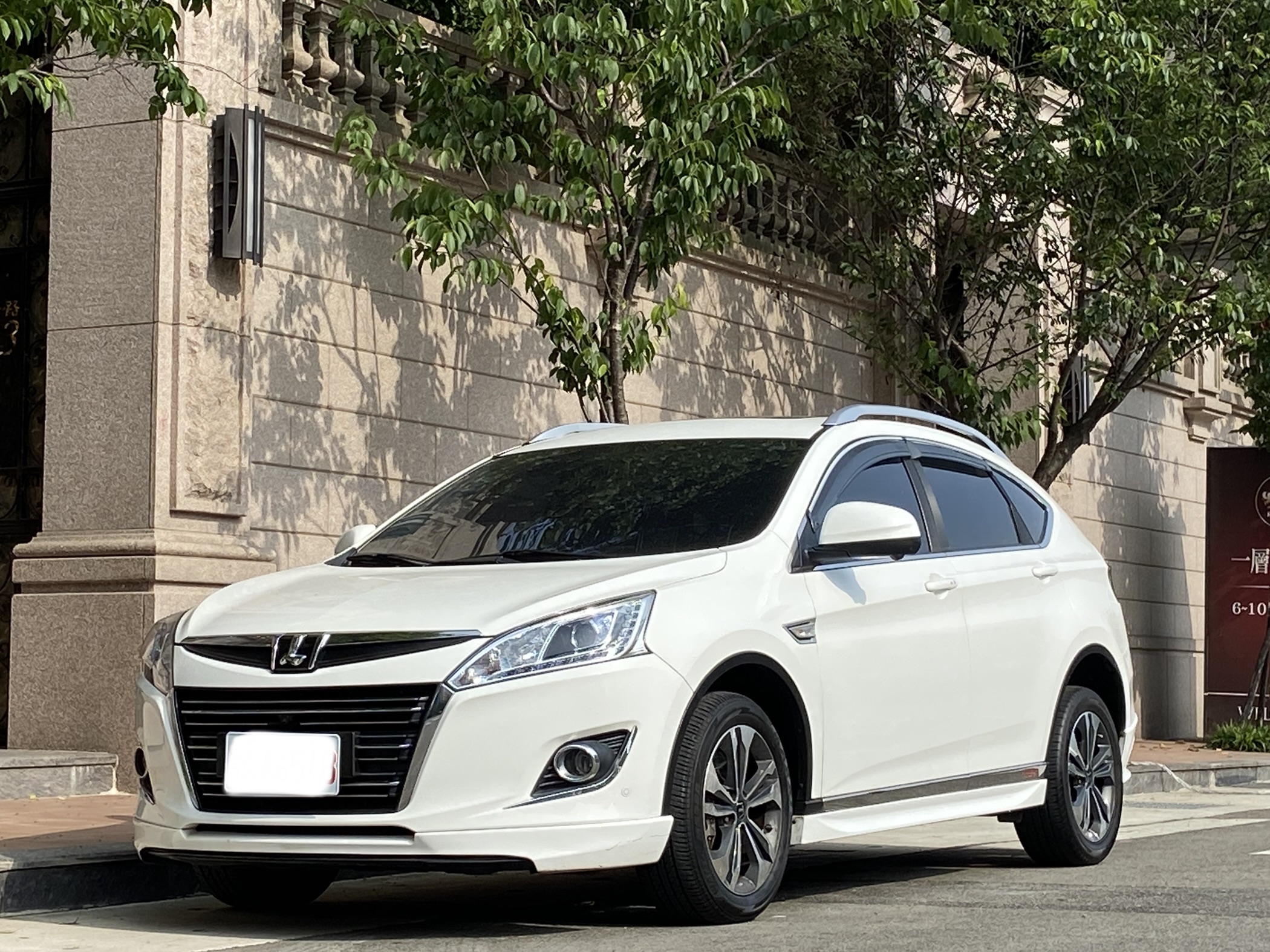 2016 U6 1.8 電話0909068733 同Line  第1張相片
