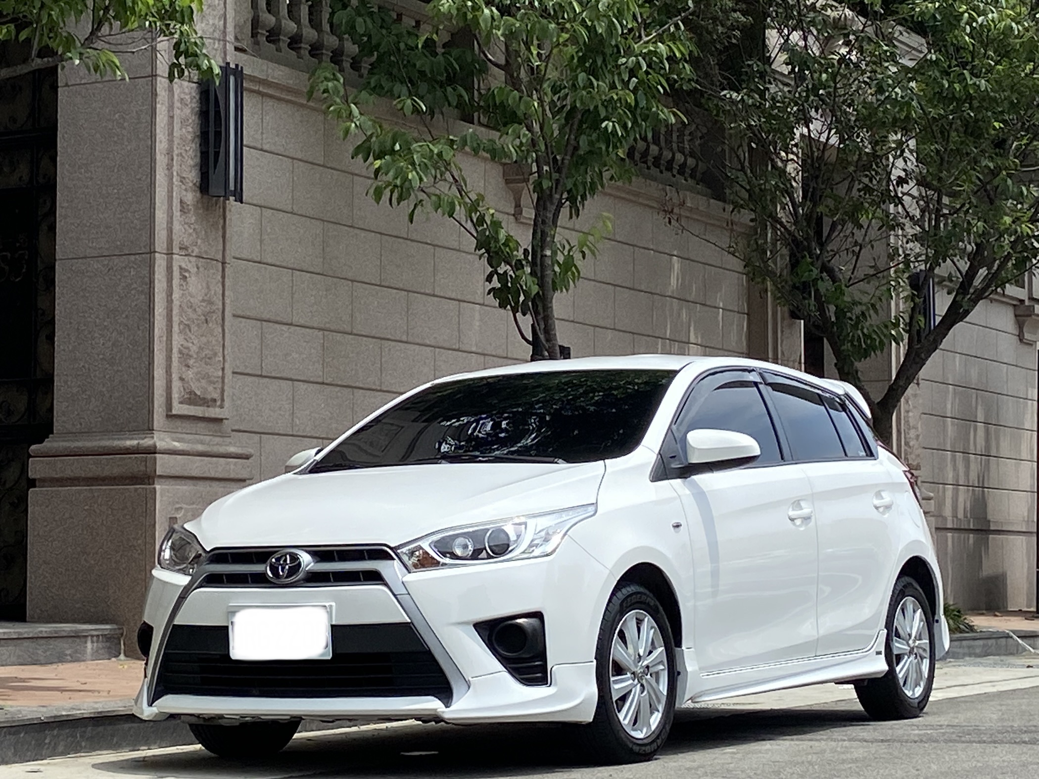 2017 Yaris 1.5 電話0909068733 同Line  第1張相片