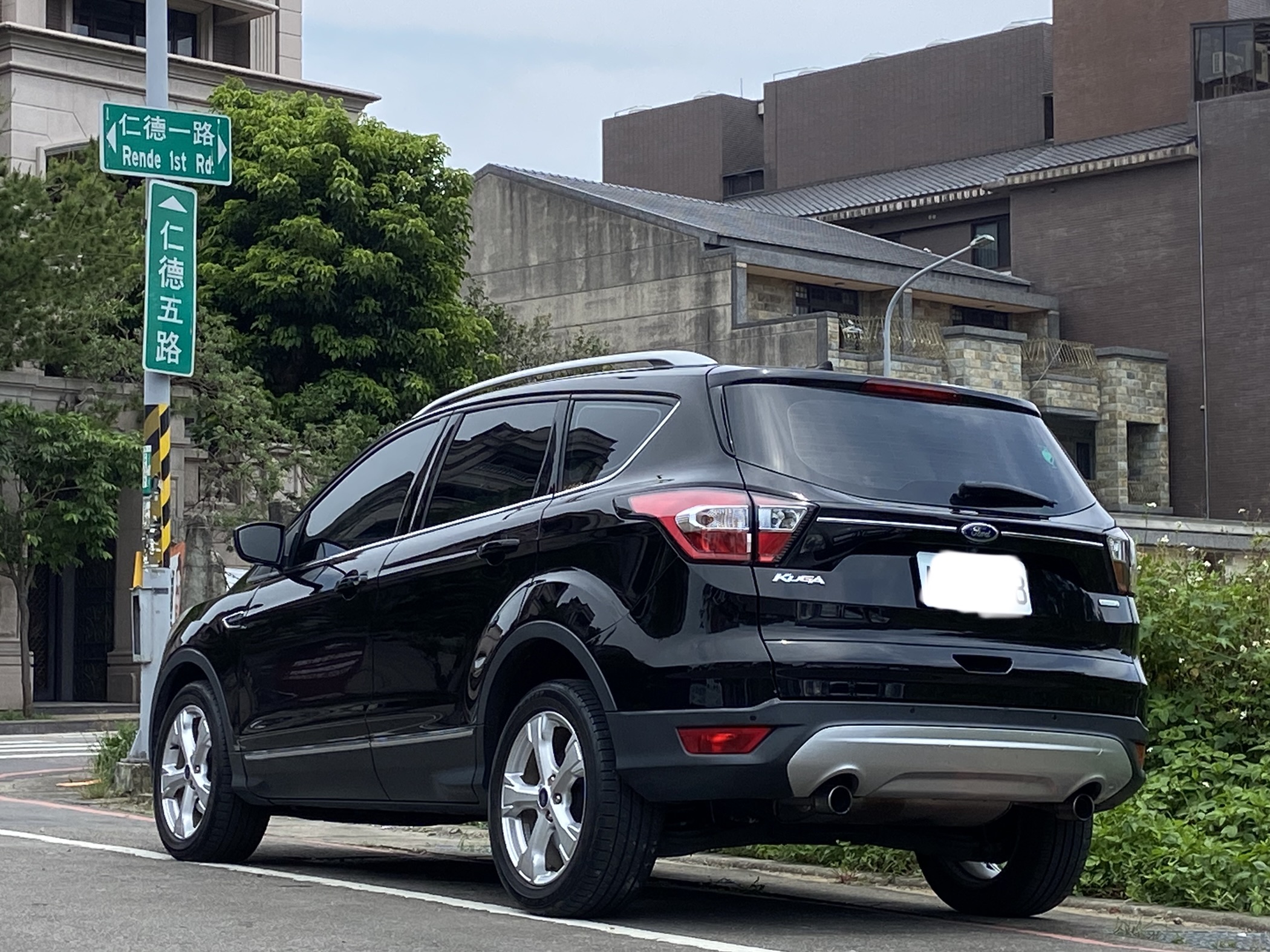 2017 Ford Kuga 1.5 電話0909068733 同Line  第9張相片