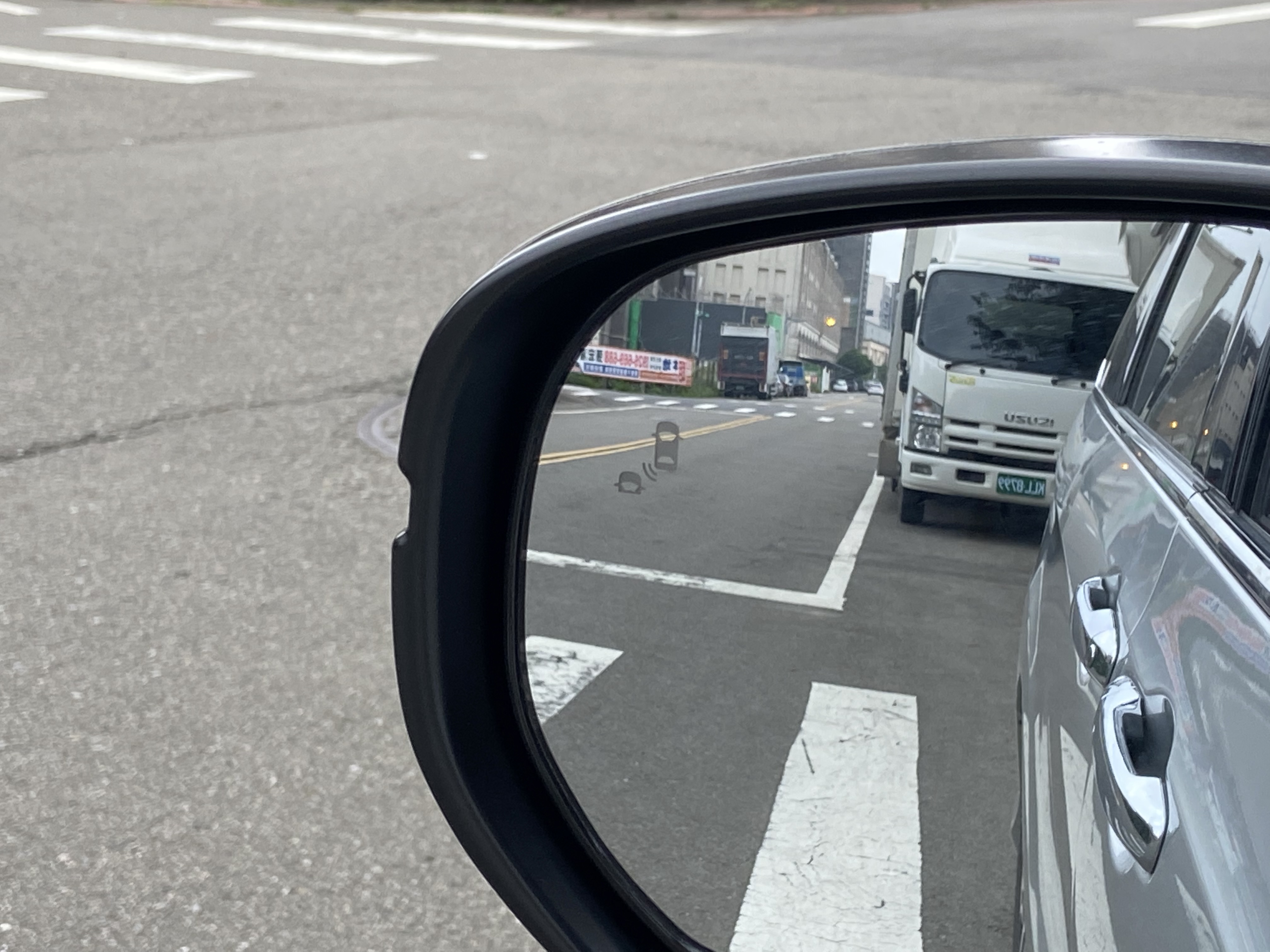 臉書搜尋 夢想程真車庫 全額貸回家 電話0909068733 同LINE 阿程  第11張相片