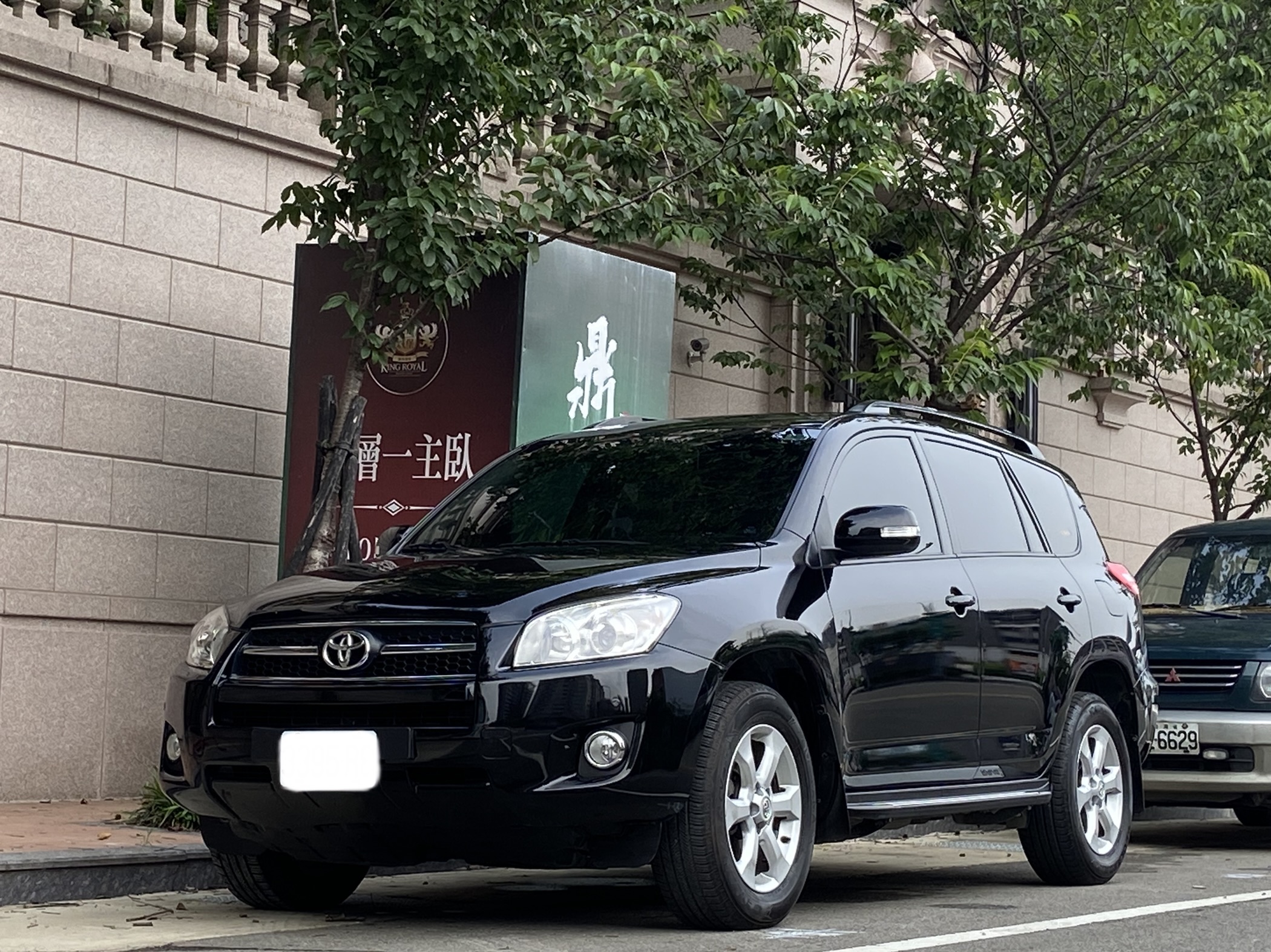 臉書搜尋 夢想程真車庫 全額貸回家 電話0909068733 同LINE 阿程  第1張相片