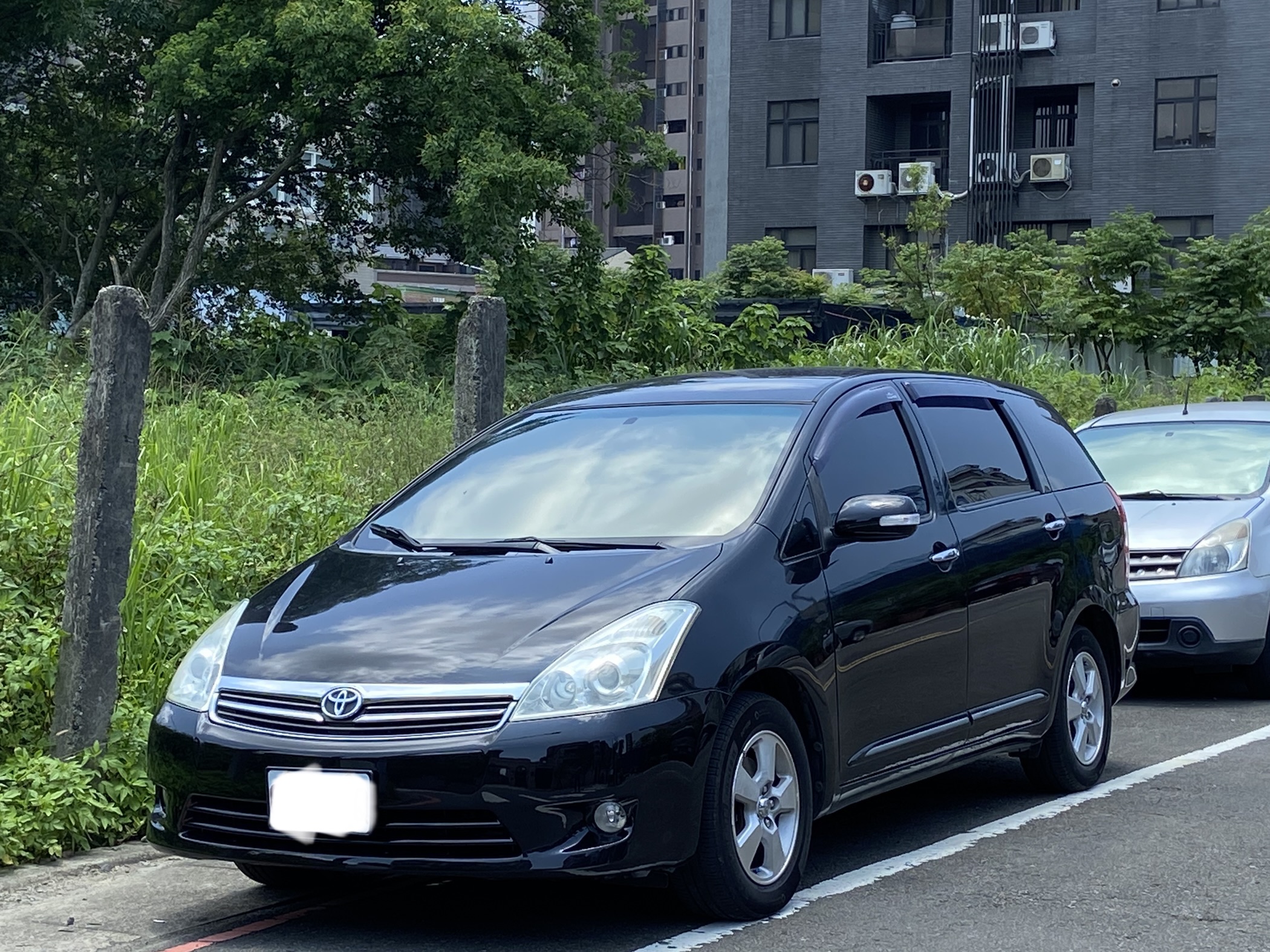 臉書搜尋 夢想程真車庫 全額貸回家 電話0909068733 同LINE 阿程  第1張相片