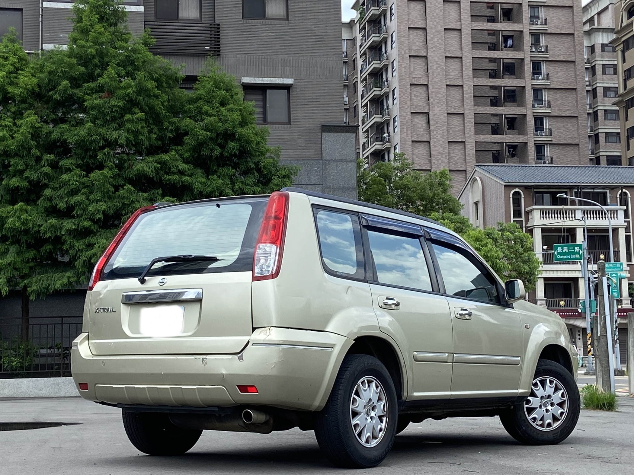 臉書搜尋 夢想程真車庫 全額貸回家 電話0909068733 同LINE 阿程  第4張相片