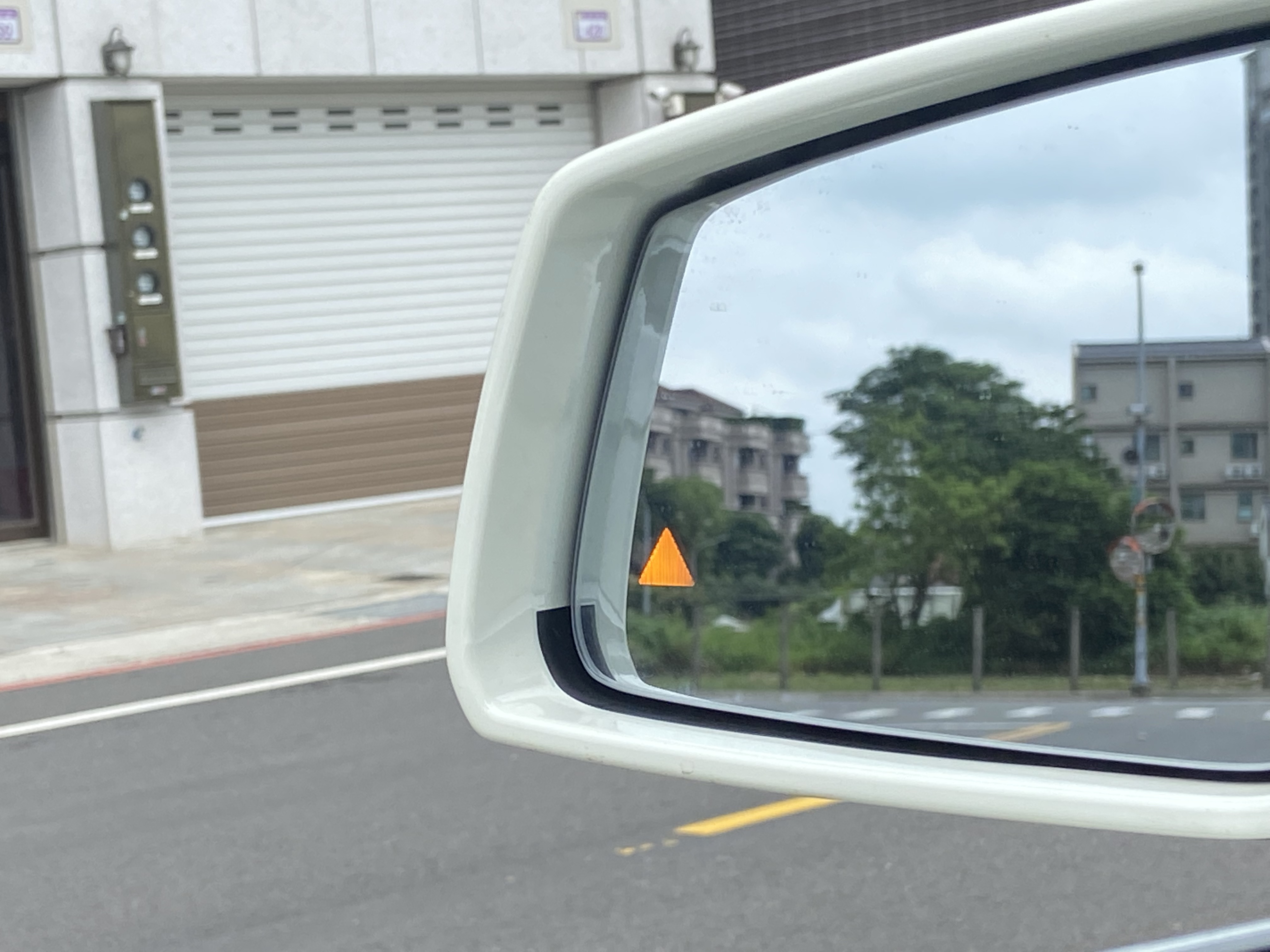 臉書搜尋 夢想程真車庫 全額貸回家 電話0909068733 同LINE 阿程  第6張相片