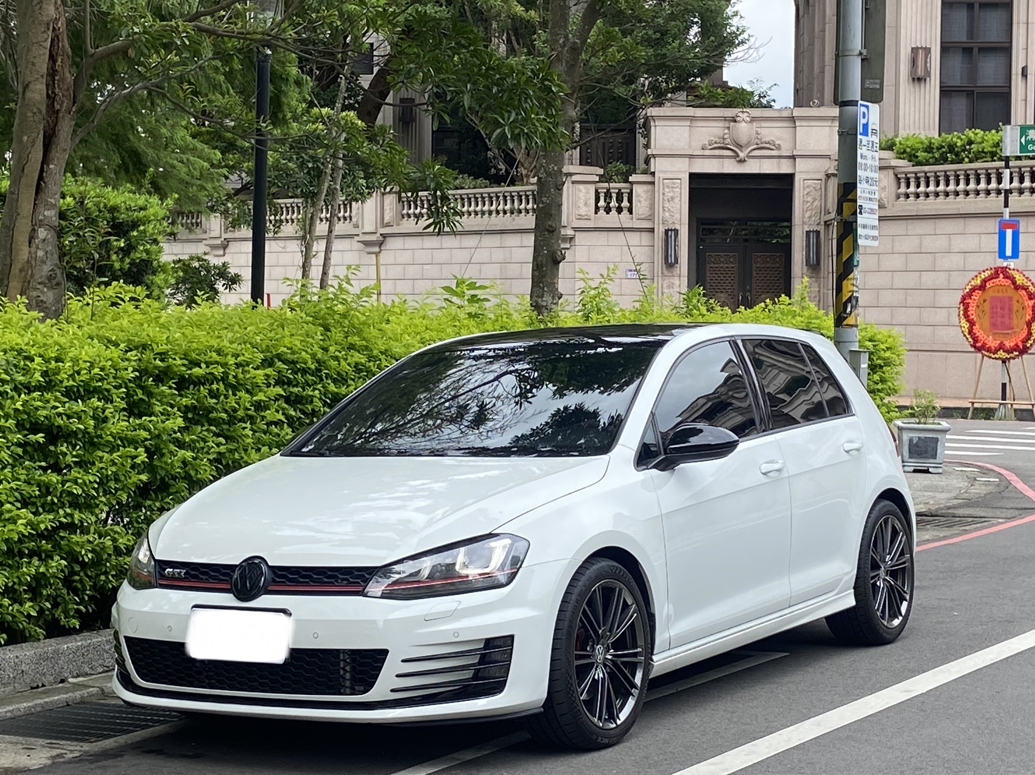 臉書搜尋 夢想程真車庫 全額貸回家 電話0909068733 同LINE 阿程  第1張相片