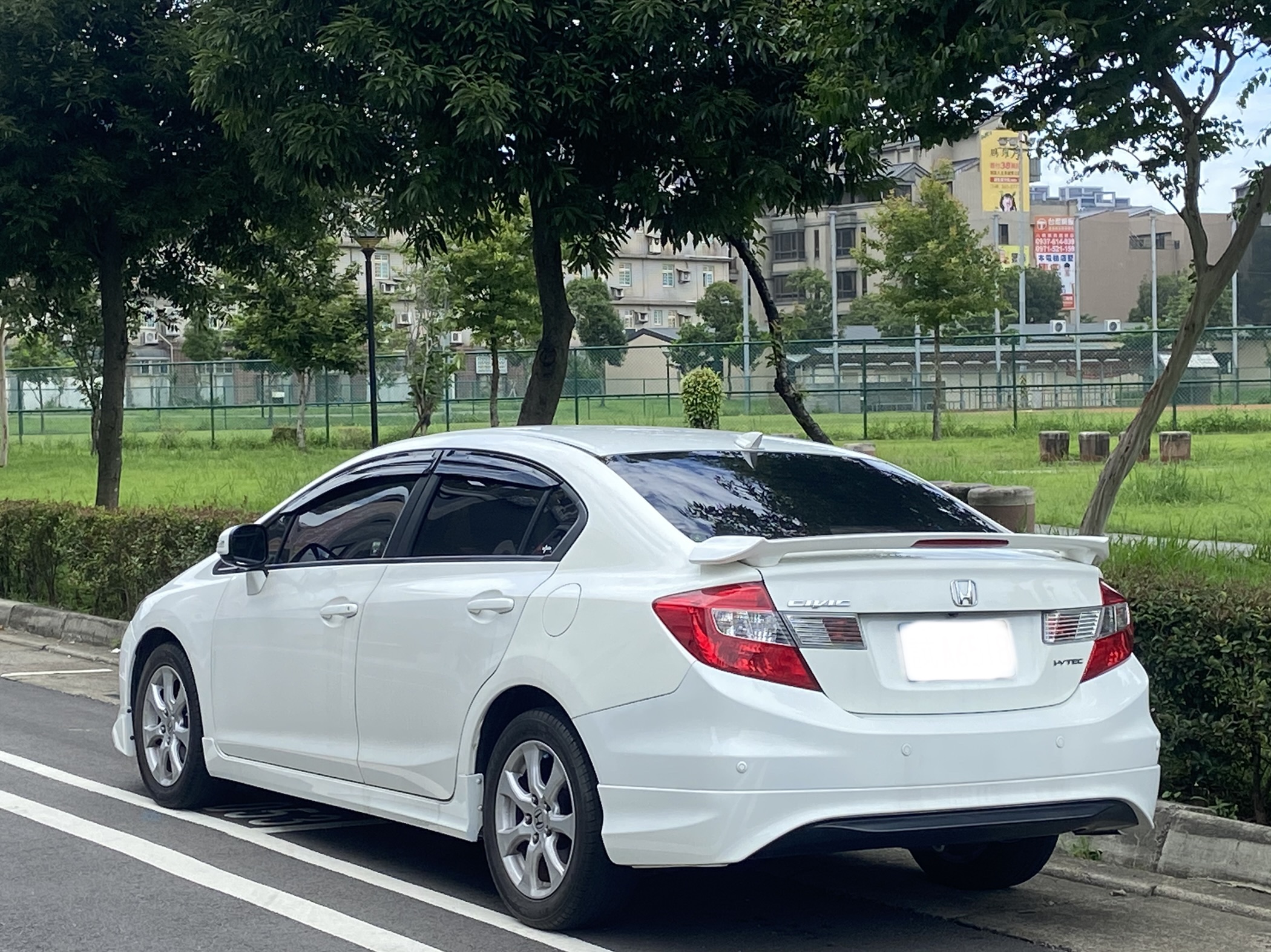 臉書搜尋 夢想程真車庫 全額貸回家 電話0909068733 同LINE 阿程  第2張相片