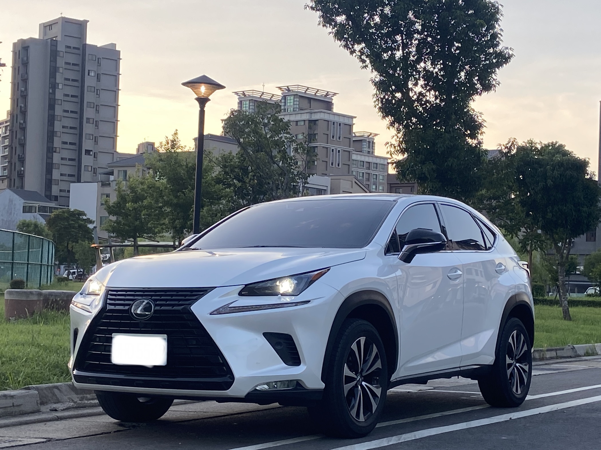 臉書搜尋 夢想程真車庫 全額貸回家 電話0909068733 同LINE 阿程  第1張相片