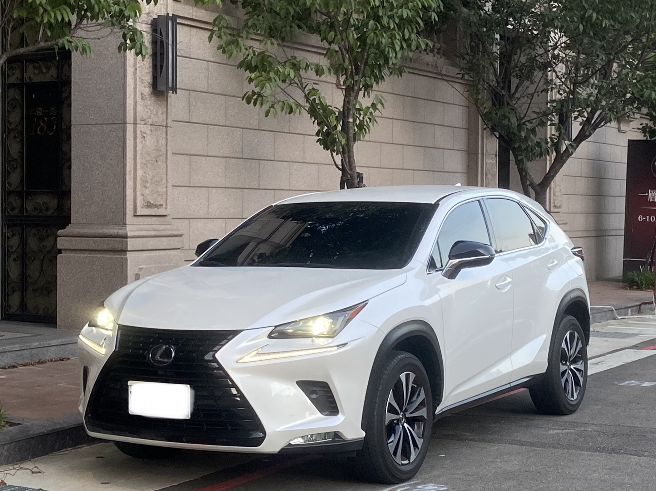 臉書搜尋 夢想程真車庫 全額貸回家 電話0909068733 同LINE 阿程  第1張相片