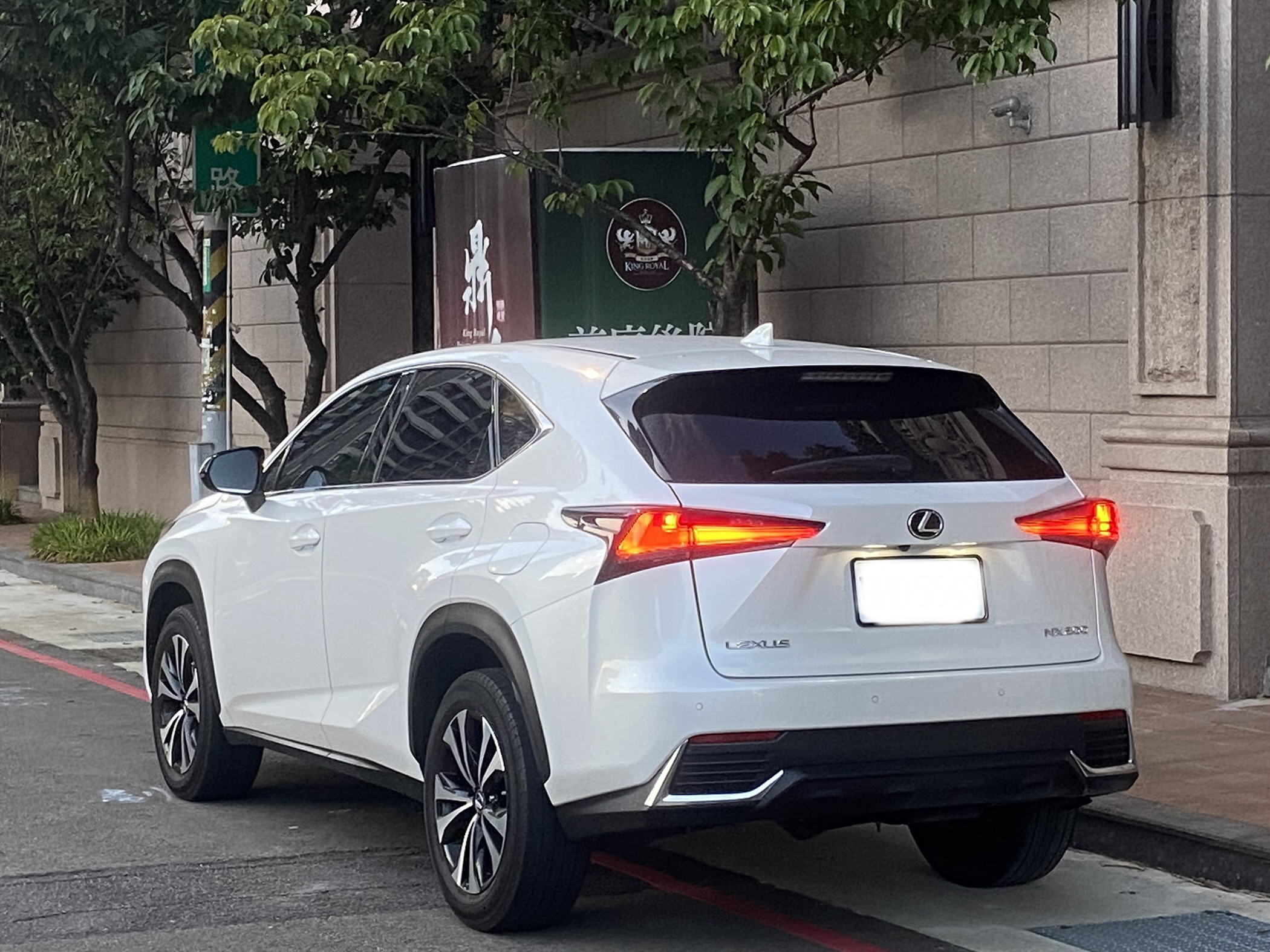 臉書搜尋 夢想程真車庫 全額貸回家 電話0909068733 同LINE 阿程  第2張相片