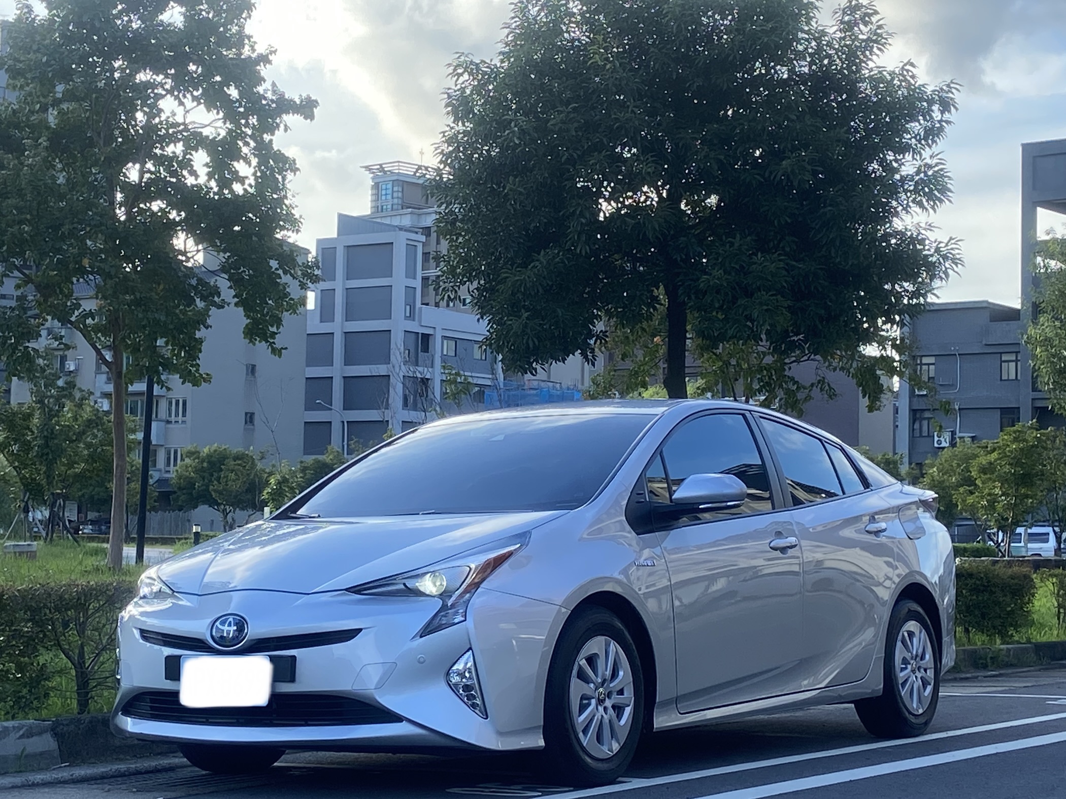 臉書搜尋 夢想程真車庫 全額貸回家 電話0909068733 同LINE 阿程  第1張相片