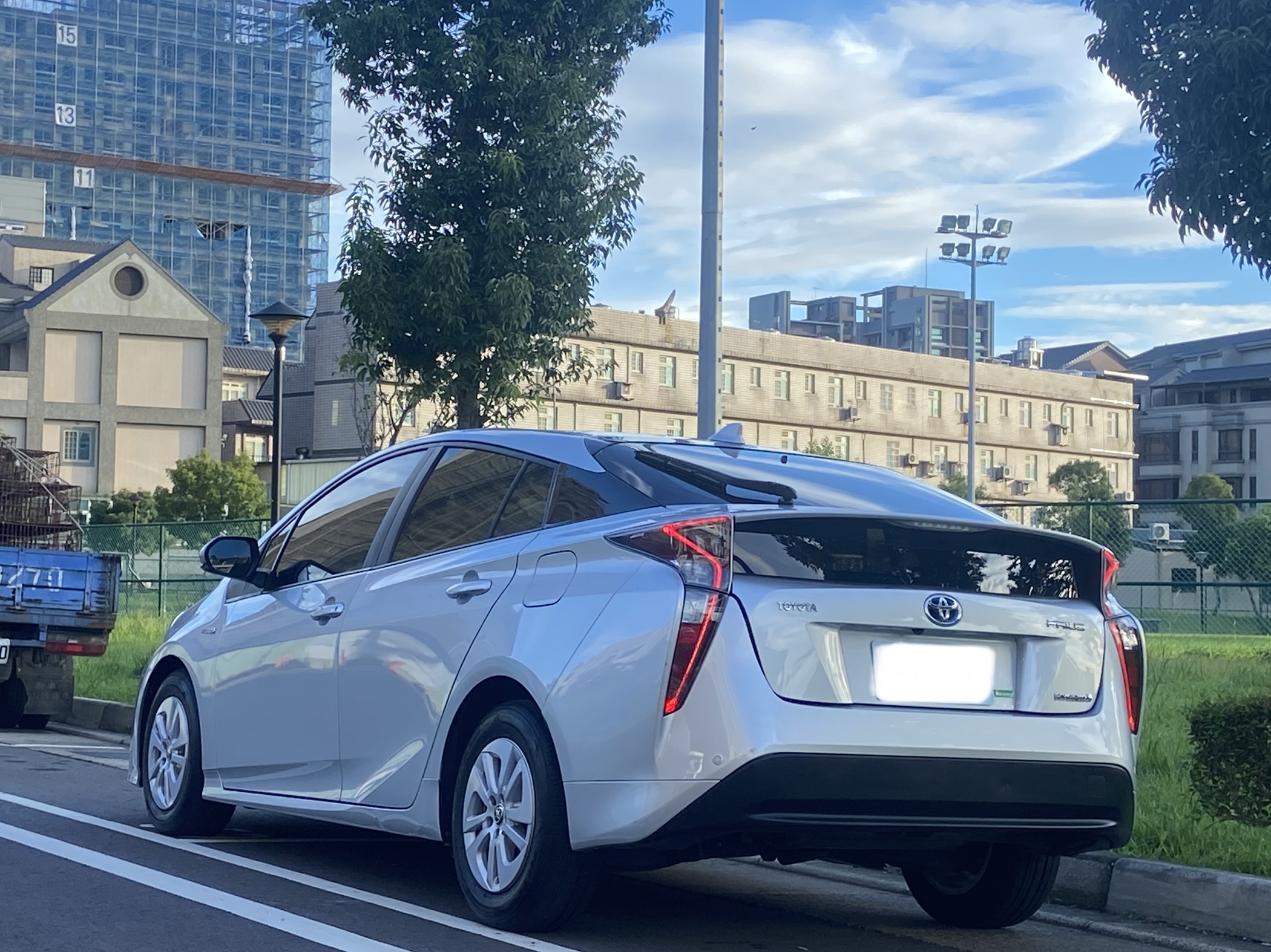 臉書搜尋 夢想程真車庫 全額貸回家 電話0909068733 同LINE 阿程  第2張相片