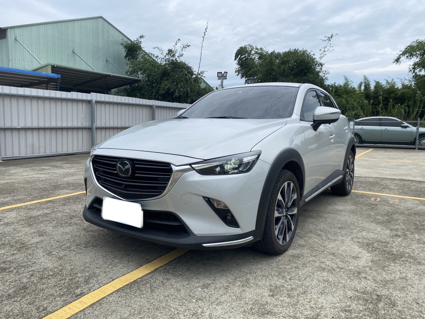 臉書搜尋 夢想程真車庫 全額貸回家 電話0909068733 同LINE 阿程  第1張相片