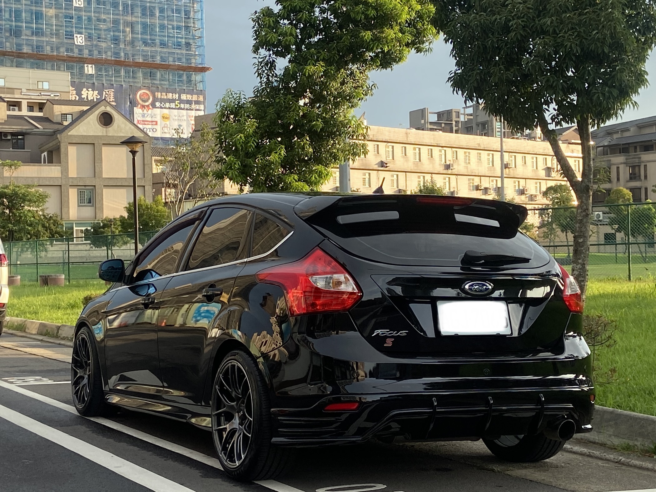 臉書搜尋 夢想程真車庫 全額貸回家 電話0909068733 同LINE 阿程  第2張相片