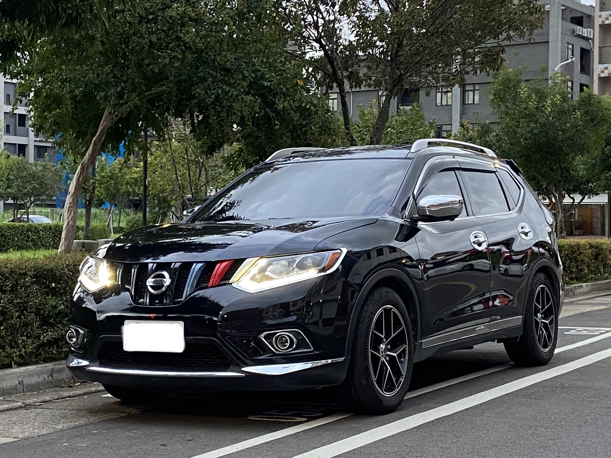 臉書搜尋 夢想程真車庫 全額貸回家 電話0909068733 同LINE 阿程  第1張相片