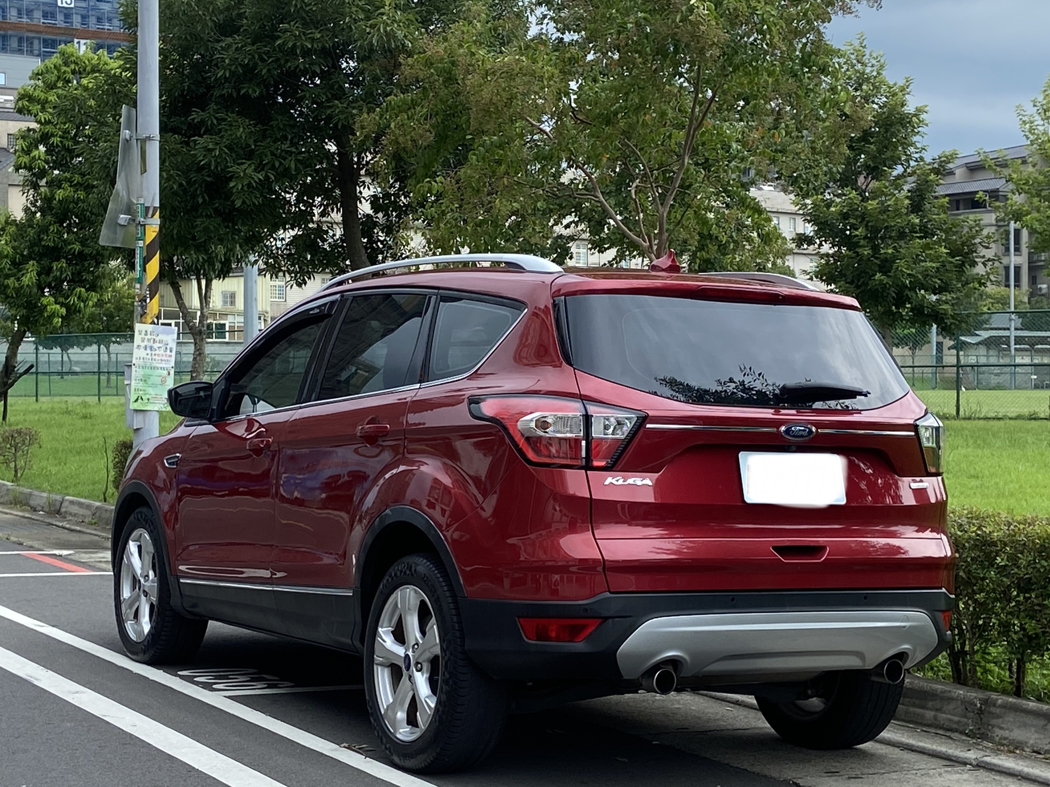 臉書搜尋 夢想程真車庫 全額貸回家 電話0909068733 同LINE 阿程  第2張相片