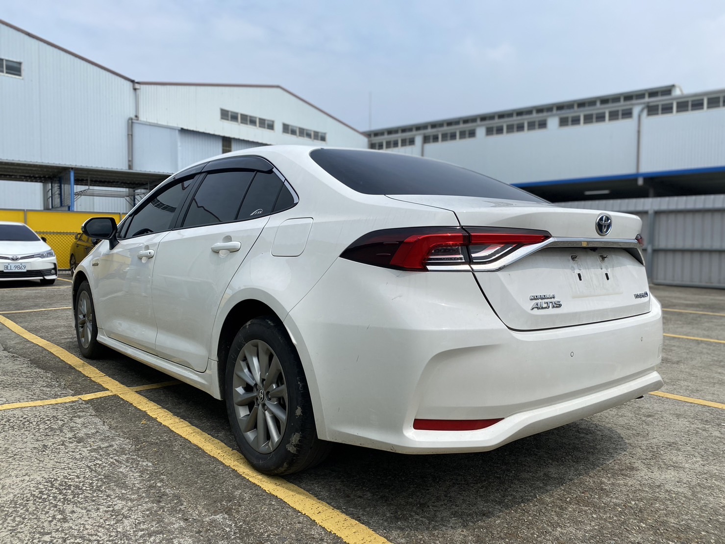 臉書搜尋 夢想程真車庫 全額貸回家 電話0909068733 同LINE 阿程  第1張相片