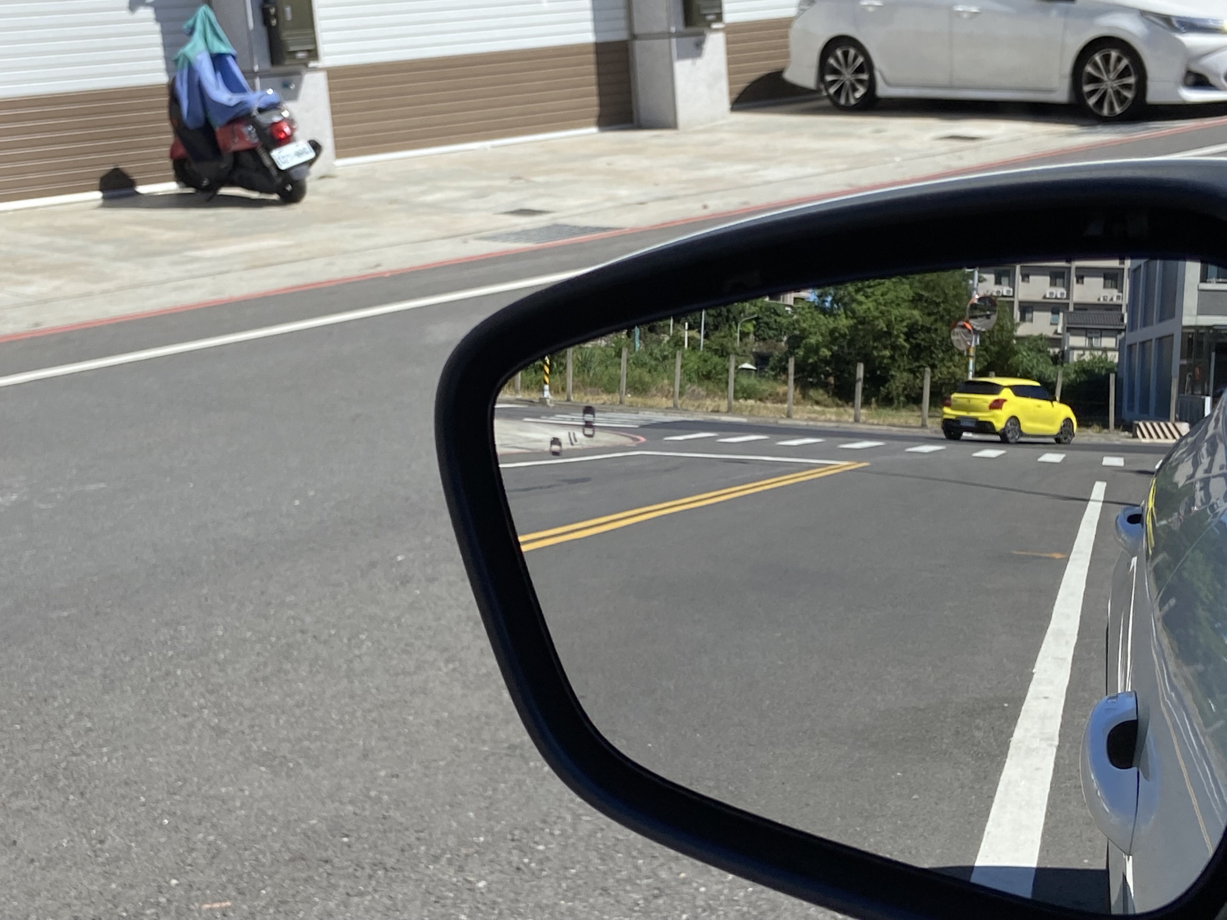 臉書搜尋 夢想程真車庫 全額貸回家 電話0909068733 同LINE 阿程  第8張相片