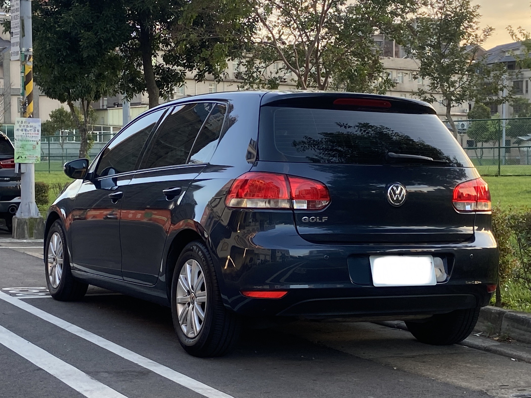 臉書搜尋 夢想程真車庫 全額貸回家 電話0909068733 同LINE 阿程  第4張相片