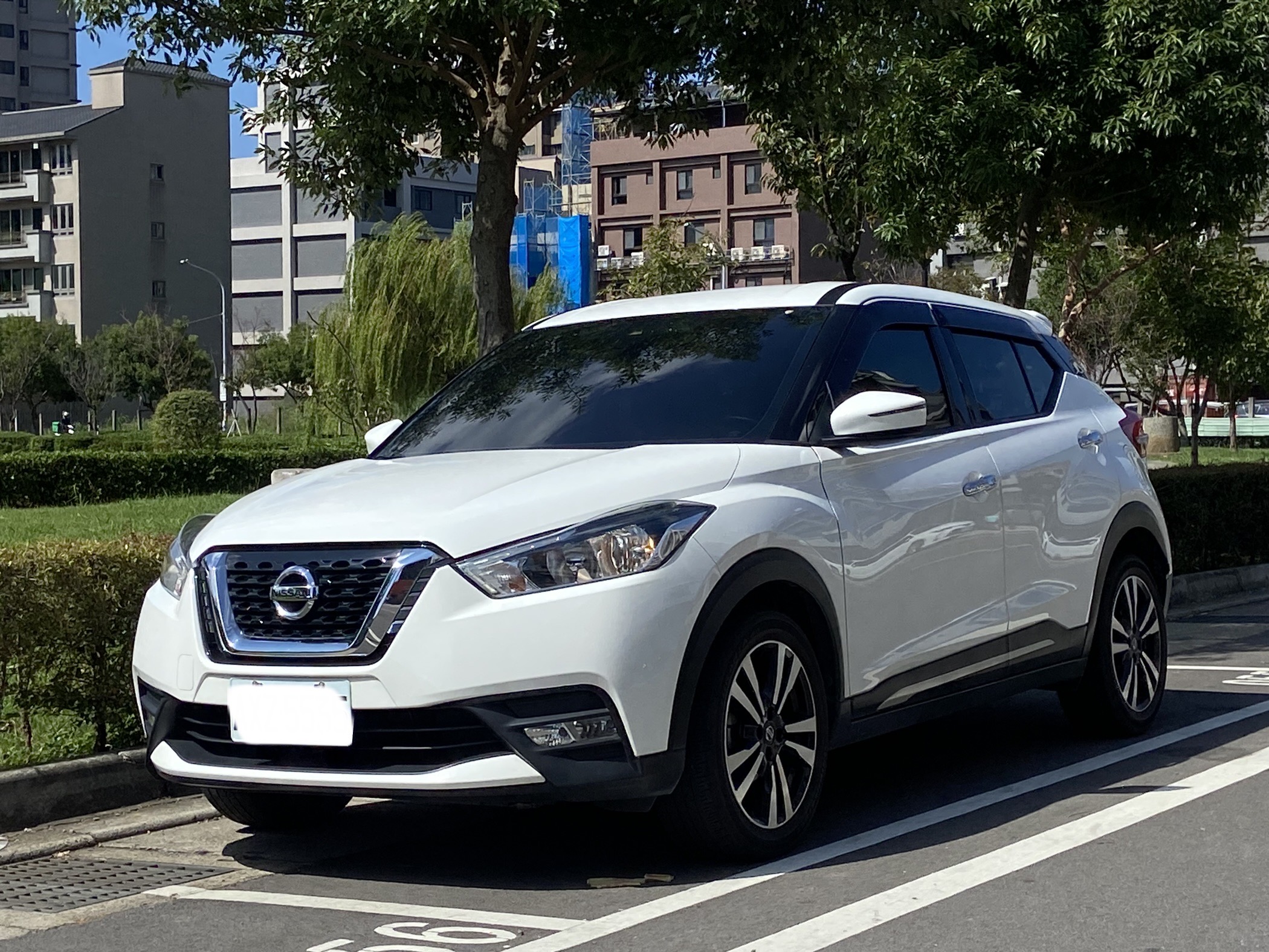 臉書搜尋 夢想程真車庫 全額貸回家 電話0909068733 同LINE 阿程  第1張相片
