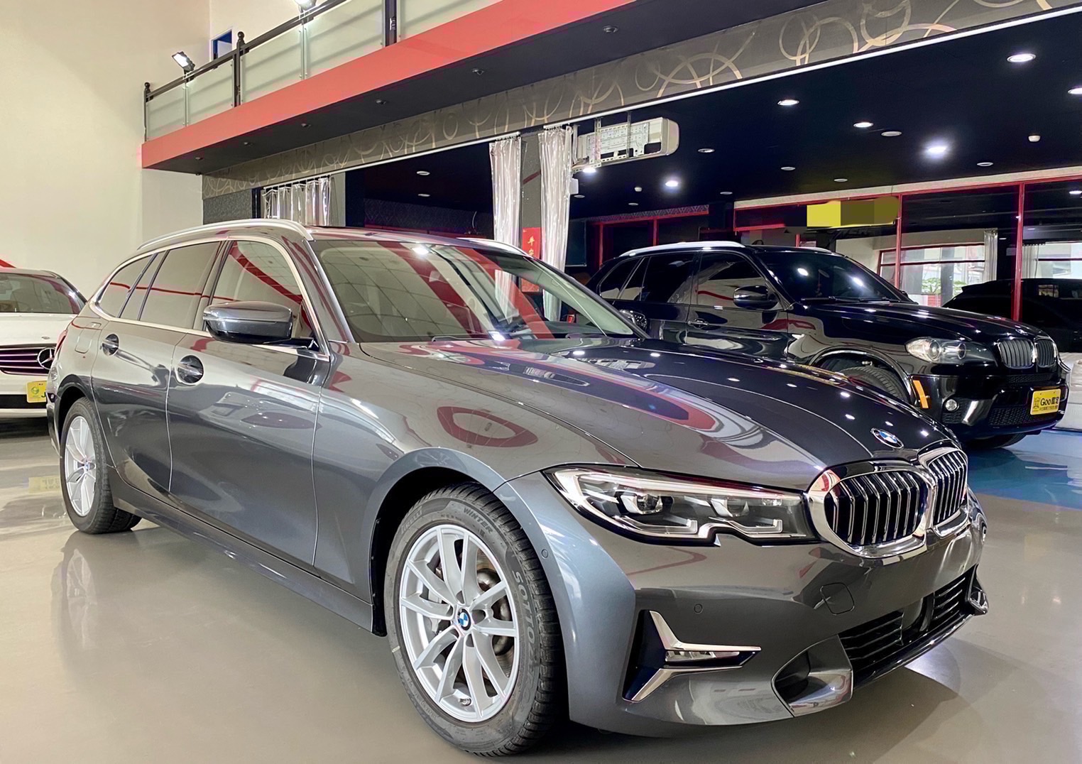 BMW G21 330i Touring 5AU駕駛輔助，九千km  第1張相片