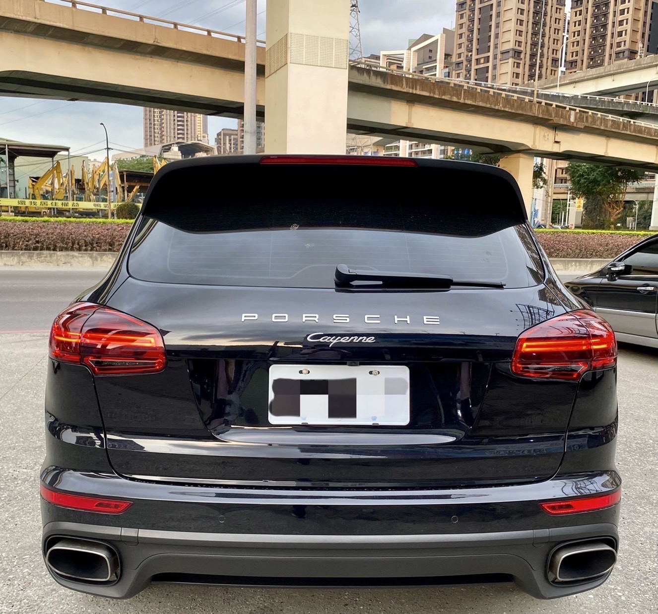 Porsche Cayenne PLATINUM白金版、Goo鑑定原鈑件跑7萬km  第10張相片