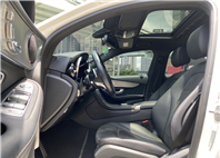 總代理GLC250 Coupe AMG夜色、20吋圈，一手車原鈑件跑7.7萬km  第4張縮圖