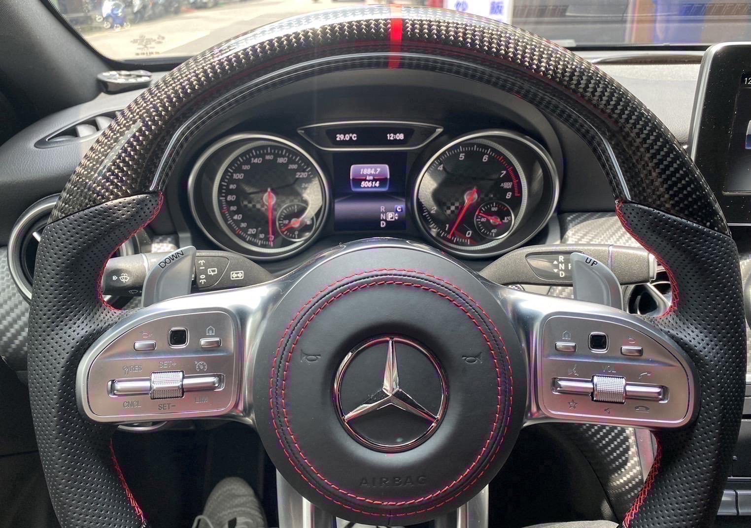 BENZ A180 AMG，實跑5萬公里、Goo鑑定原鈑一手車全原廠保養  第2張相片