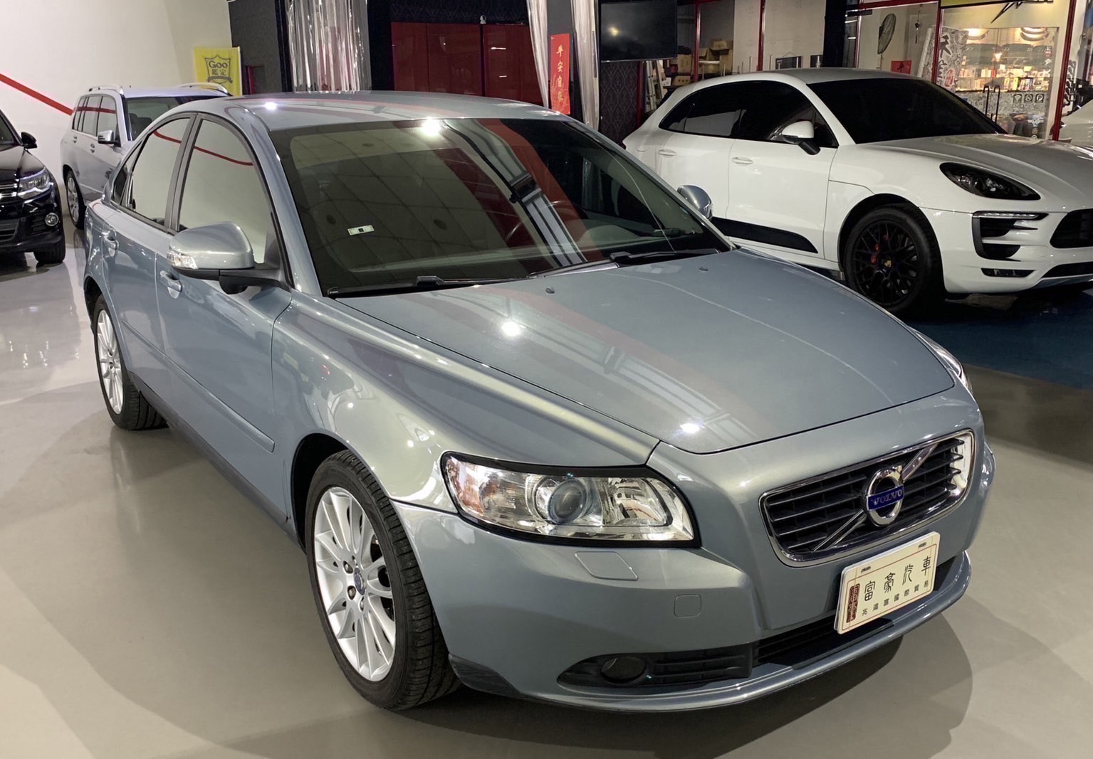 VOLVO S40 2.0 BLIS盲點警示、HID、恆溫-富豪汽車黃店長  第6張相片