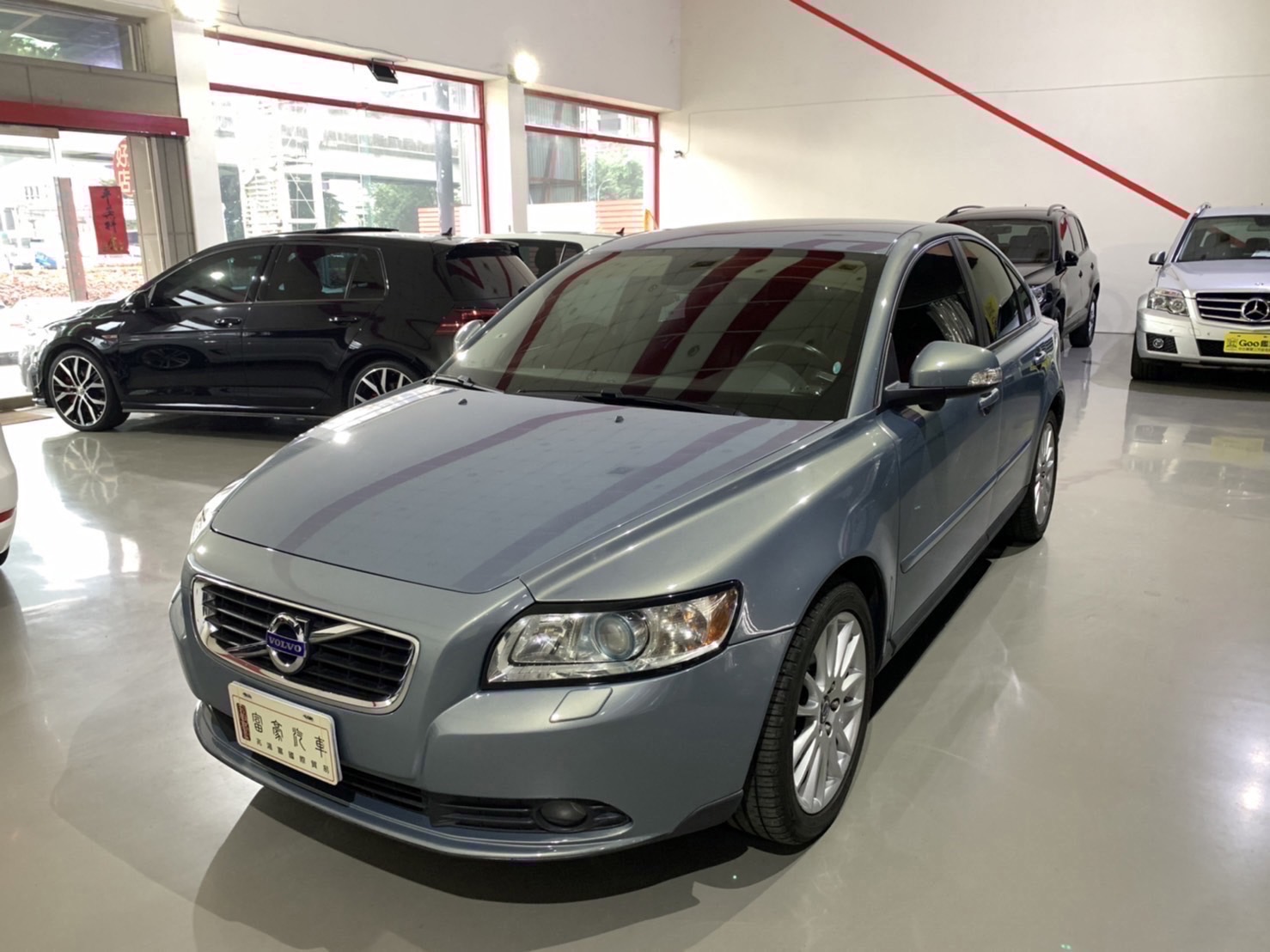 VOLVO S40 2.0 BLIS盲點警示、HID、恆溫-富豪汽車黃店長  第8張相片