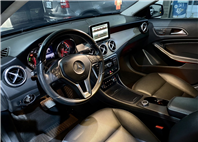 2015 BENZ GLA250盲點、全景、免鑰匙、H/K音響，里程保證  第3張縮圖