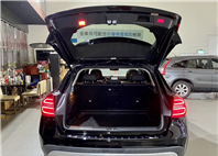 2015 BENZ GLA250盲點、全景、免鑰匙、H/K音響，里程保證  第9張縮圖