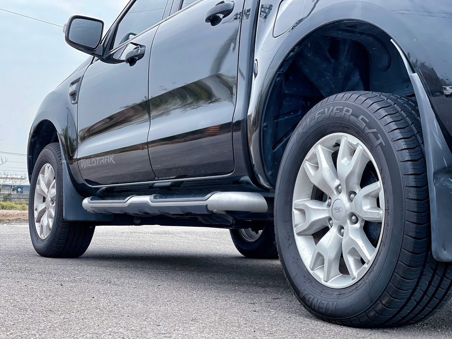 2014年 FORD RANGER 3.2 運動旗艦版 4X4 柴油 里程15萬 皮卡車系 電話&LINE0900-045-991  第8張相片
