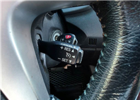 2013年式 ALTIS  1.8E 7速 手自排 恆溫 定速  一手車 跑16萬多 原鈑件 無待修 保證無泡水 無重大事故 【意 洽 :0958-681555 Line 同電話，呂先生，歡迎聯絡  第7張縮圖