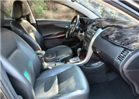 2013年式 ALTIS  1.8E 7速 手自排 恆溫 定速  一手車 跑16萬多 原鈑件 無待修 保證無泡水 無重大事故 【意 洽 :0958-681555 Line 同電話，呂先生，歡迎聯絡  第12張縮圖