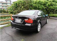 320i E90型 4門 2.0 手自排 恆溫 天窗 雙電動椅 導航 一手車 跑15萬多 保證無泡水 無重大事故【意 洽 : 0958-681555 Line 同電話，呂先生，歡迎聯絡】  第3張縮圖