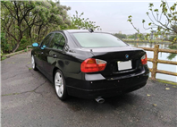 320i E90型 4門 2.0 手自排 恆溫 天窗 雙電動椅 導航 一手車 跑15萬多 保證無泡水 無重大事故【意 洽 : 0958-681555 Line 同電話，呂先生，歡迎聯絡】  第15張縮圖