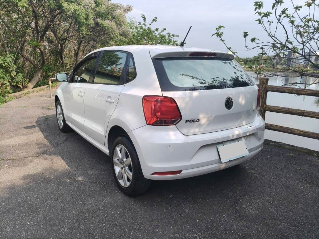 POLO 波洛 5門掀背 1.6 手自排 一手車 跑12萬多 無待修 保證無泡水 無重大事故【意 洽 : 0958-681555 Line 同電話，呂先生，歡迎聯絡】  第12張相片