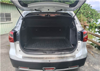 SX4 Crossover 5門掀背 1.6 GLX 手自排快撥 全景天窗 恆溫 定速 I-KEY 導航 7顆氣囊 一手車 跑14萬多 無待修 保證無泡水 無重大事故【意 洽 :0958-681555 Line 同電話，呂先生，歡迎聯絡賞車  第13張縮圖
