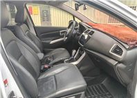 SX4 Crossover 5門掀背 1.6 GLX 手自排快撥 全景天窗 恆溫 定速 I-KEY 導航 7顆氣囊 一手車 跑14萬多 無待修 保證無泡水 無重大事故【意 洽 :0958-681555 Line 同電話，呂先生，歡迎聯絡賞車  第15張縮圖