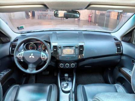 2.4 豪華型 手自排快撥 天窗 I-KEY 定速 導航 一手車 跑15萬 無待修 保證無泡水 無重大事故 車況優【意洽 : 0958-681555 Line 同電話，呂先生，歡迎聯絡賞車，謝謝!】  第5張相片