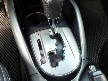 2.4 豪華型 手自排快撥 天窗 I-KEY 定速 導航 一手車 跑15萬 無待修 保證無泡水 無重大事故 車況優【意洽 : 0958-681555 Line 同電話，呂先生，歡迎聯絡賞車，謝謝!】  第12張相片