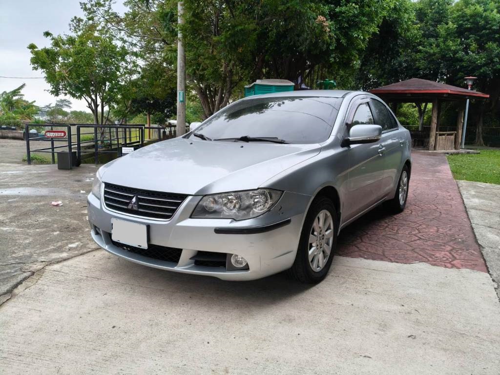 FORTIS 佛提斯 1.8 雅緻型 手自排 恆溫 定速 一手車 可全貸 無待修 保證無泡水 無重大事故 車況優【意洽 : 0958-681555 Line 同電話，呂先生，歡迎聯絡賞車，謝謝!】  第1張相片