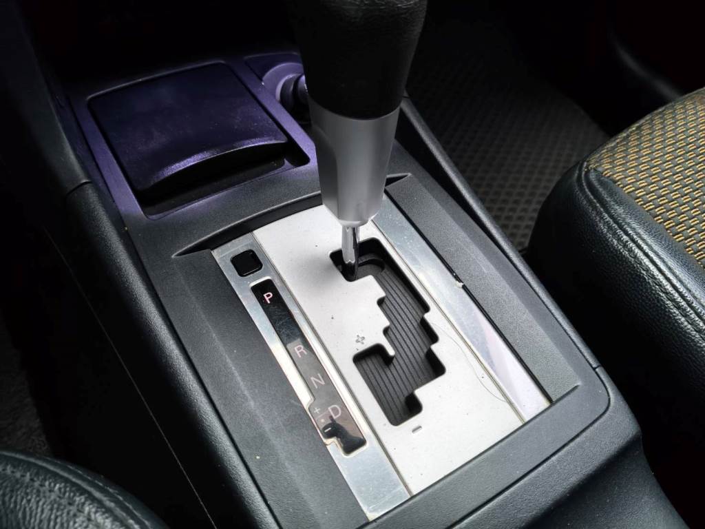 FORTIS 佛提斯 1.8 雅緻型 手自排 恆溫 定速 一手車 可全貸 無待修 保證無泡水 無重大事故 車況優【意洽 : 0958-681555 Line 同電話，呂先生，歡迎聯絡賞車，謝謝!】  第8張相片