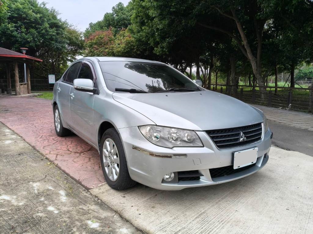 FORTIS 佛提斯 1.8 雅緻型 手自排 恆溫 定速 一手車 可全貸 無待修 保證無泡水 無重大事故 車況優【意洽 : 0958-681555 Line 同電話，呂先生，歡迎聯絡賞車，謝謝!】  第13張相片