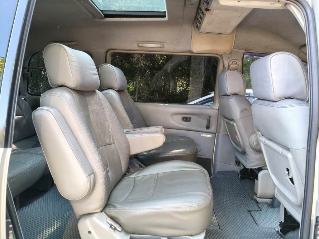 7人座 頂級型 高頂 短軸 自排 天窗 電動吸門 後座出風口 一手車 無待修 保證無泡水 無重大事故 車況優【意洽 : 0958-681555 Line 同電話，呂先生，歡迎聯絡賞車，謝謝!】  第11張相片