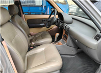 女用一手車 原鈑件 跑9萬多 認證車 無待修 保證無泡水 無重大事故 車況優【意洽 : 0958-681555 Line 同電話，呂先生，歡迎聯絡】  第8張縮圖