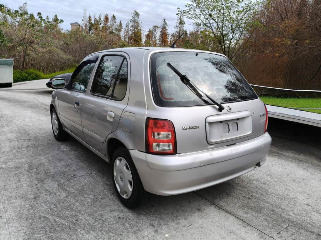 女用一手車 原鈑件 跑9萬多 認證車 無待修 保證無泡水 無重大事故 車況優【意洽 : 0958-681555 Line 同電話，呂先生，歡迎聯絡】  第11張相片