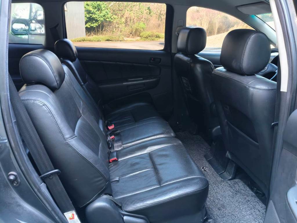 WISH 威曲 轎式休旅車 2.0E 手自排 恆溫 無待修 保證無泡水 無重大事故 車況優【意洽 : 0958-681555 Line 同電話，呂先生，歡迎聯絡】  第13張相片