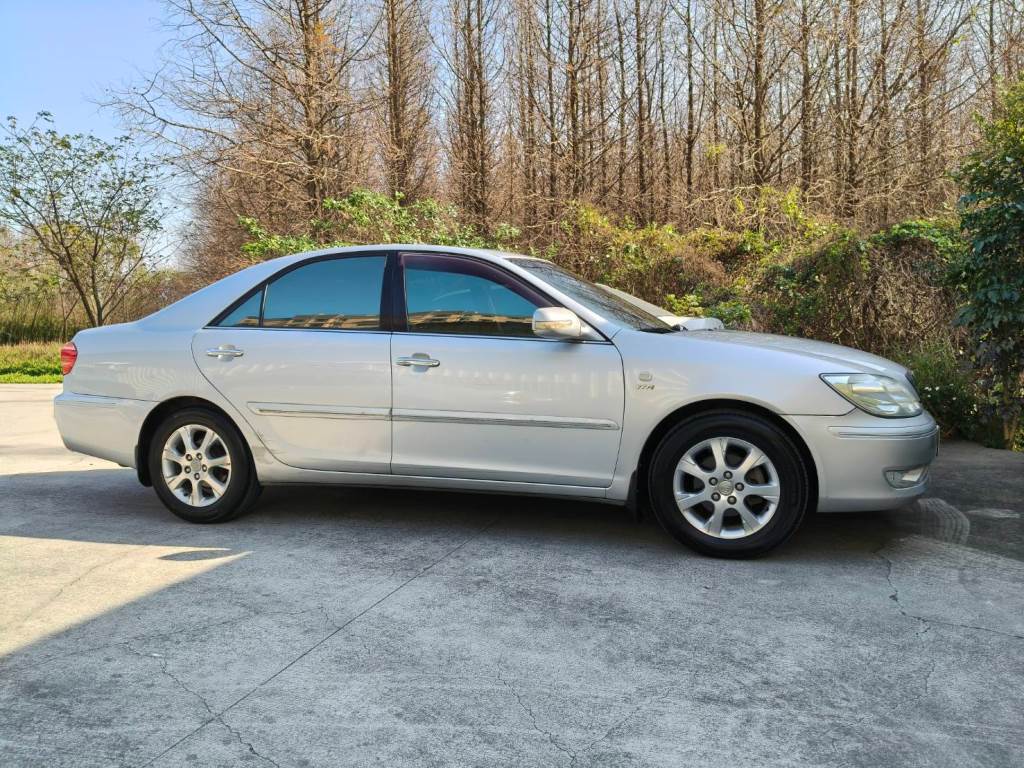 2.0G 自排 恆溫 天窗 電動椅 按摩椅 空氣濾清器 一手車 跑23萬 無待修 保證無泡水 無重大事故 車況優【意洽 : 0958-681555 Line 同電話，呂先生，歡迎聯絡】  第2張相片